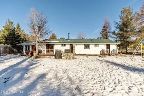 Exterior - 22 Robin Dr, Sagle, ID 83860 photo 8 of 12