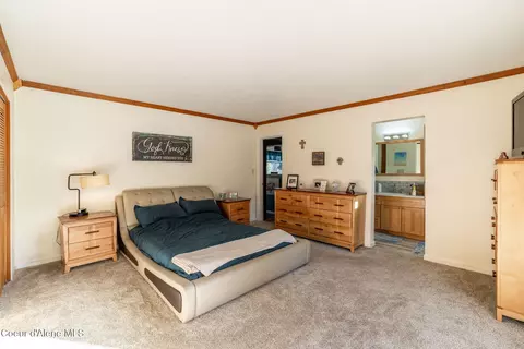 Bedroom - 22 Robin Dr, Sagle, ID 83860 photo 3 of 6