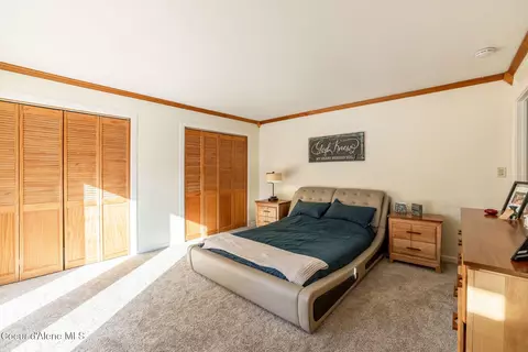 Bedroom - 22 Robin Dr, Sagle, ID 83860 photo 2 of 6