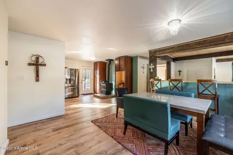 Dining - 22 Robin Dr, Sagle, ID 83860 photo 1 of 3
