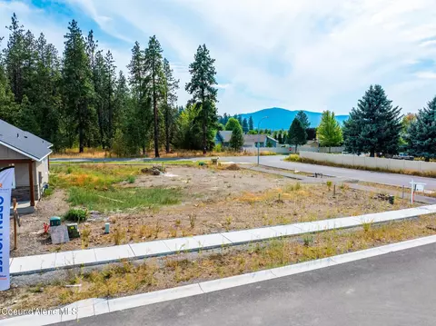 Exterior - 4422 E Savea Ln, Post Falls, ID 83854 photo 2 of 2