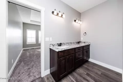 Entry Way - 4422 E Savea Ln, Post Falls, ID 83854 photo 2 of 5