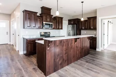 Kitchen - 4422 E Savea Ln, Post Falls, ID 83854 photo 2 of 5