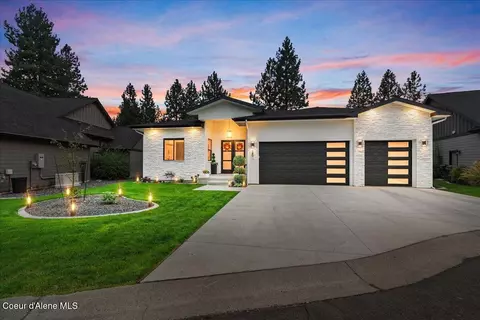 540 St Andrews Pl, Post Falls, ID 83854