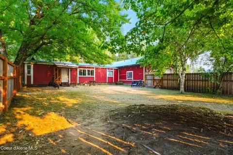 101 Winter Way, Sagle, ID 83860