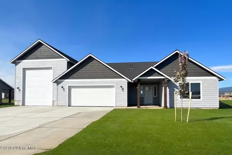 12054 N Lennon Ln, Rathdrum, ID 83858