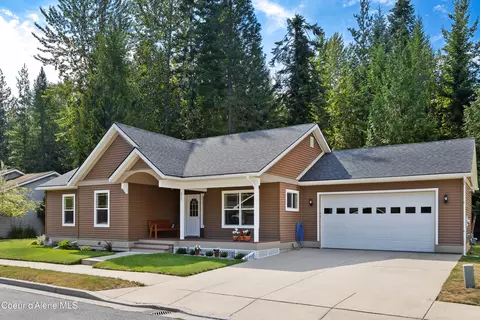 317 Huppert Ln, Sandpoint, ID 83864