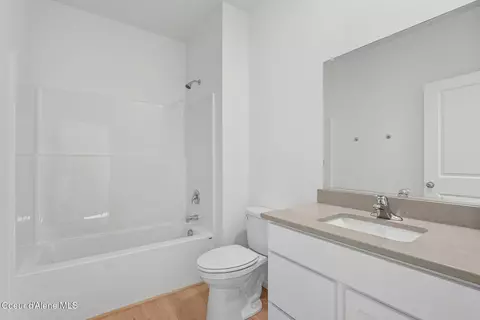 Bath - 3293 N Corvus St, Post Falls, ID 83854 photo 4 of 4