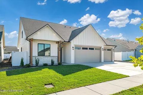 4014 N June Bug St, Post Falls, ID 83854 photo 2