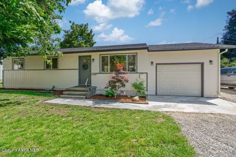 320 E Dakota Ave, Hayden, ID 83835