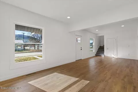 Living - 138 W Riverside Ave, Kellogg, ID 83837 photo 1 of 2