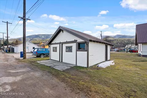 Exterior - 138 W Riverside Ave, Kellogg, ID 83837 photo 2 of 2