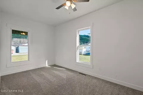 Bedroom - 138 W Riverside Ave, Kellogg, ID 83837 photo 2 of 7