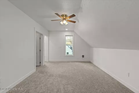 Bedroom - 138 W Riverside Ave, Kellogg, ID 83837 photo 3 of 7