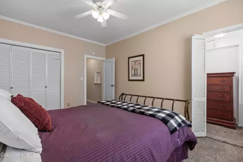 Bedroom - 124 King St, Wallace, ID 83873 photo 2 of 6