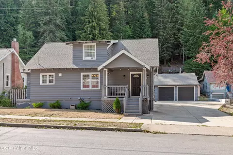 Exterior - 124 King St, Wallace, ID 83873 photo 5 of 9