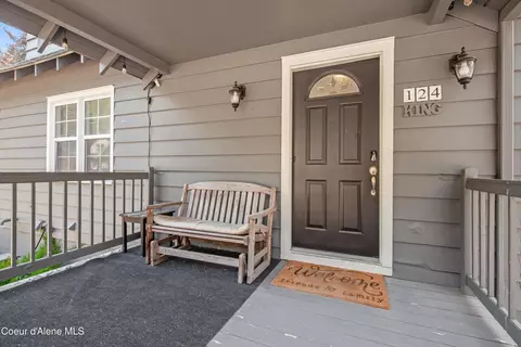 Exterior - 124 King St, Wallace, ID 83873 photo 6 of 9