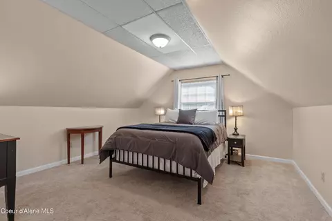 Bedroom - 124 King St, Wallace, ID 83873 photo 3 of 6