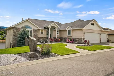 515 S Shelley Lake Ln, Spokane Valley, WA 99037