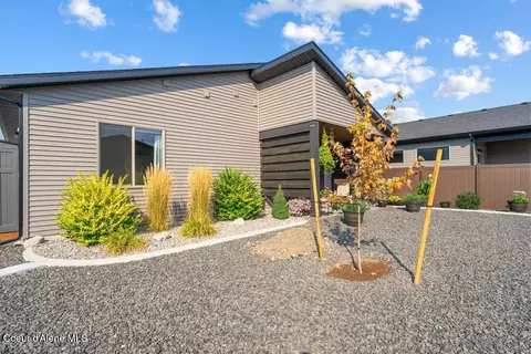 Exterior - 13953 N Rainier Loop, Rathdrum, ID 83858 photo 4 of 5