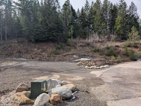 19 West Harrison Street, Harrison, ID 83833 photo 3