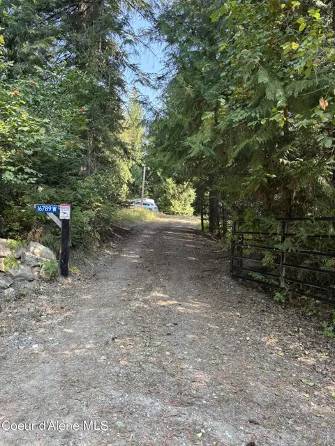 16789 W Left Fork Rd, Hauser, ID 83854