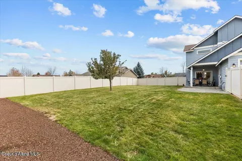 Exterior - 2989 N Durrow Loop, Post Falls, ID 83854 photo 7 of 9