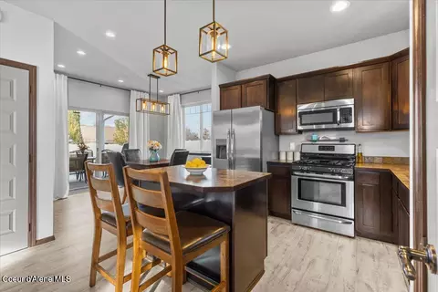 Kitchen - 2989 N Durrow Loop, Post Falls, ID 83854 photo 2 of 2