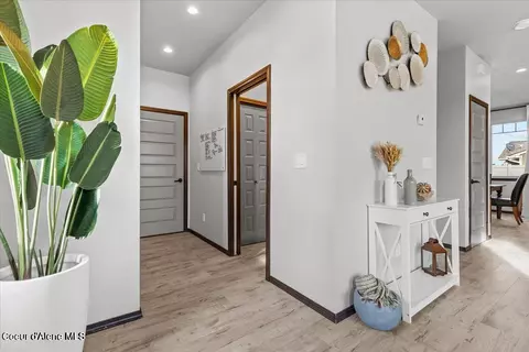 Entry Way - 2989 N Durrow Loop, Post Falls, ID 83854 photo 1 of 1