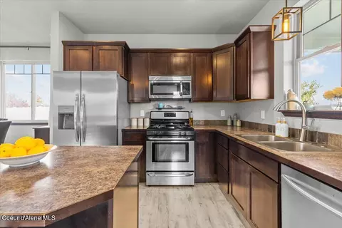 Kitchen - 2989 N Durrow Loop, Post Falls, ID 83854 photo 1 of 2