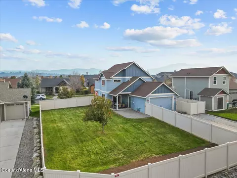 Exterior - 2989 N Durrow Loop, Post Falls, ID 83854 photo 8 of 9