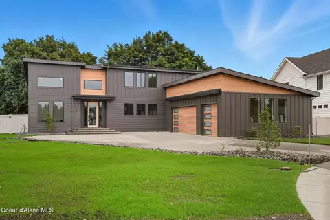1359 Ezra, Hayden, ID 83835