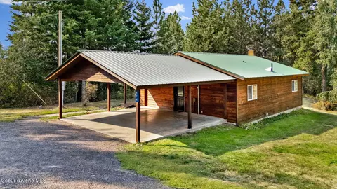 474 Eagle Crest Rd, Moyie Springs, ID 83845