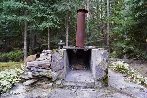 Exterior - 294 Fall Creek Rd, Naples, ID 83847 photo 3 of 7