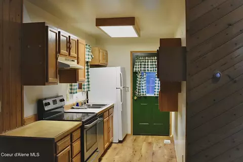 Kitchen - 294 Fall Creek Rd, Naples, ID 83847 photo 1 of 1