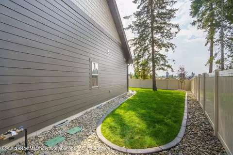 Exterior - 1080 E Sleeping Deer Ave, Hayden, ID 83835 photo 4 of 14