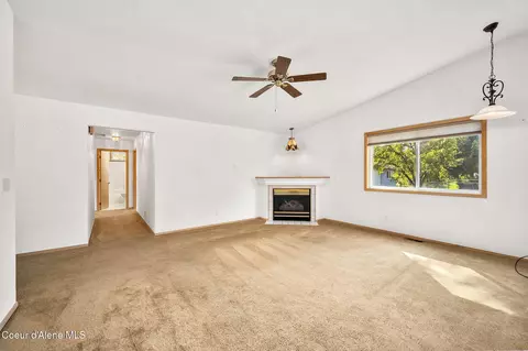 Living - 1601 N Pine St, Post Falls, ID 83854 photo 2 of 3