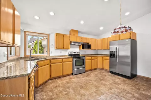 Kitchen - 1601 N Pine St, Post Falls, ID 83854 photo 1 of 3
