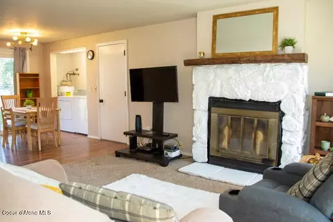 1613 E Park Ln, Post Falls, ID 83854 photo 2