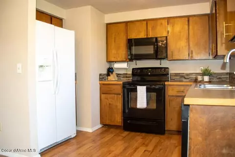 1613 E Park Ln, Post Falls, ID 83854 photo 11