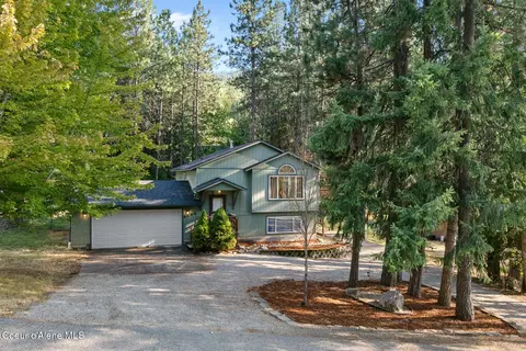 8694 N Clarkview Pl, Hayden, ID 83835