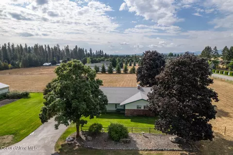 1532 W Eachon Blvd, Rathdrum, ID 83858