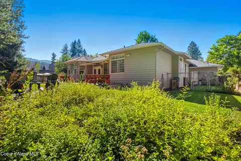 Exterior - 5811 E Shoreline Dr, Post Falls, ID 83854 photo 7 of 10