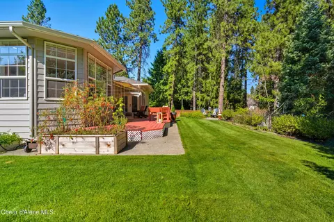 Exterior - 5811 E Shoreline Dr, Post Falls, ID 83854 photo 5 of 10