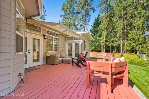 Exterior - 5811 E Shoreline Dr, Post Falls, ID 83854 photo 8 of 10