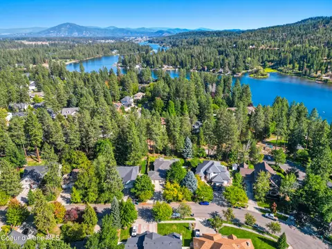 View/Area - 5811 E Shoreline Dr, Post Falls, ID 83854 photo 3 of 9