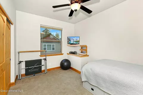 Bedroom - 4303 Burns Ct, Sandpoint, ID 83864 photo 5 of 6