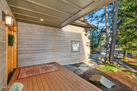 Exterior - 4303 Burns Ct, Sandpoint, ID 83864 photo 2 of 9