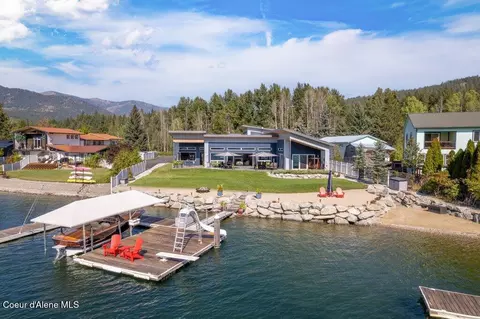 494 Snug Harbor Rd, Sandpoint, ID 83864