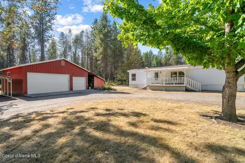 17207 N Trails End Rd, Rathdrum, ID 83858